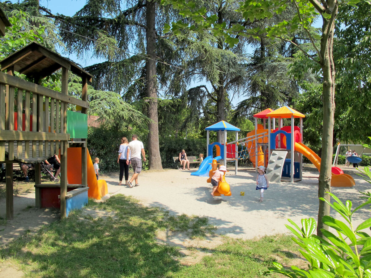 Maison Oleandro à Peschiera del Garda, 270 m de la plage - Photo 30