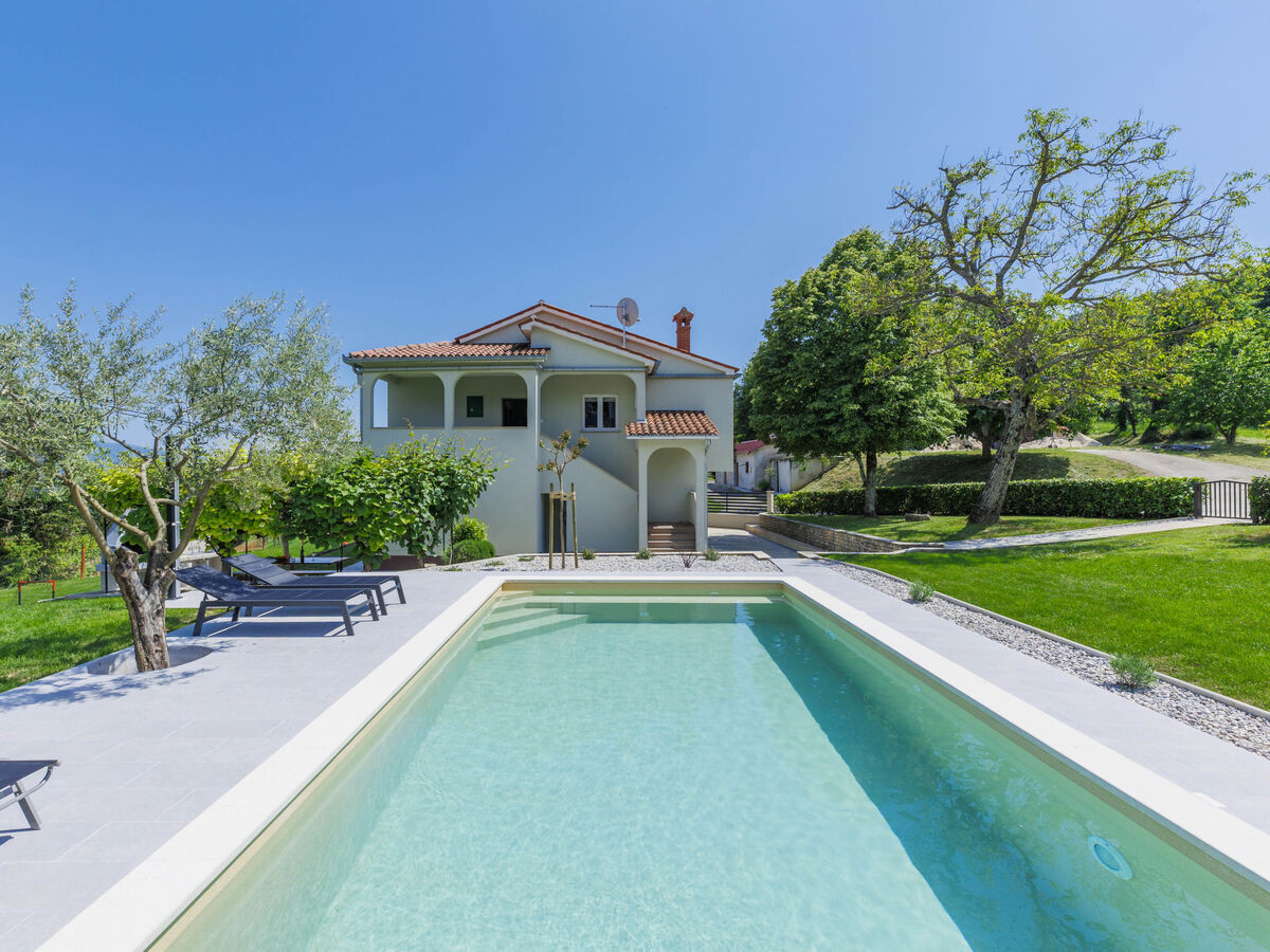 Maison Carlo avec piscine privée à Pićan - Photo 1