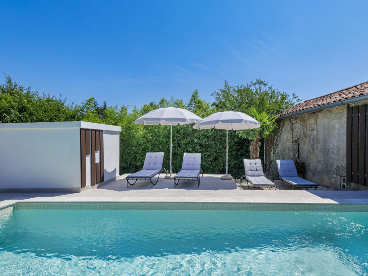 Maison Kate avec piscine privée à Pićan - Photo 5