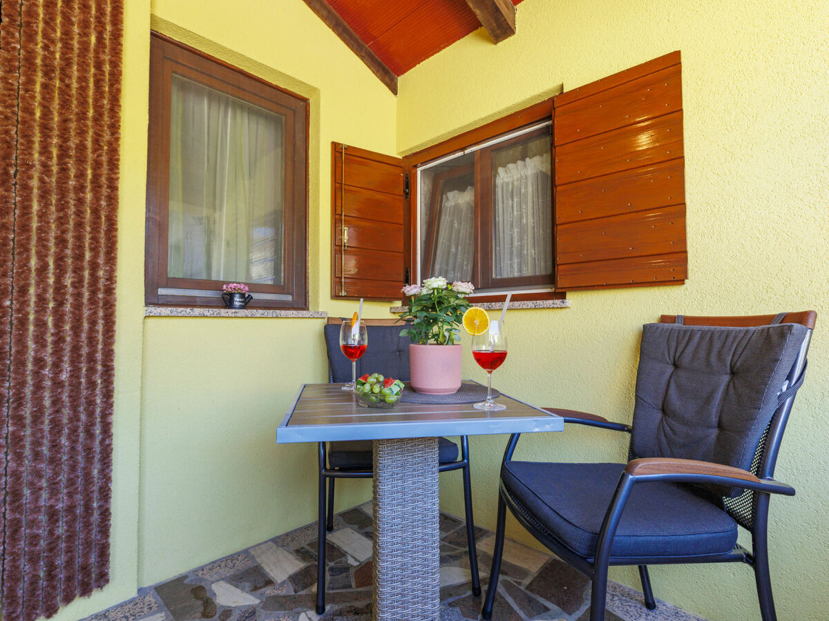 Maison Kate avec piscine privée à Pićan - Photo 16