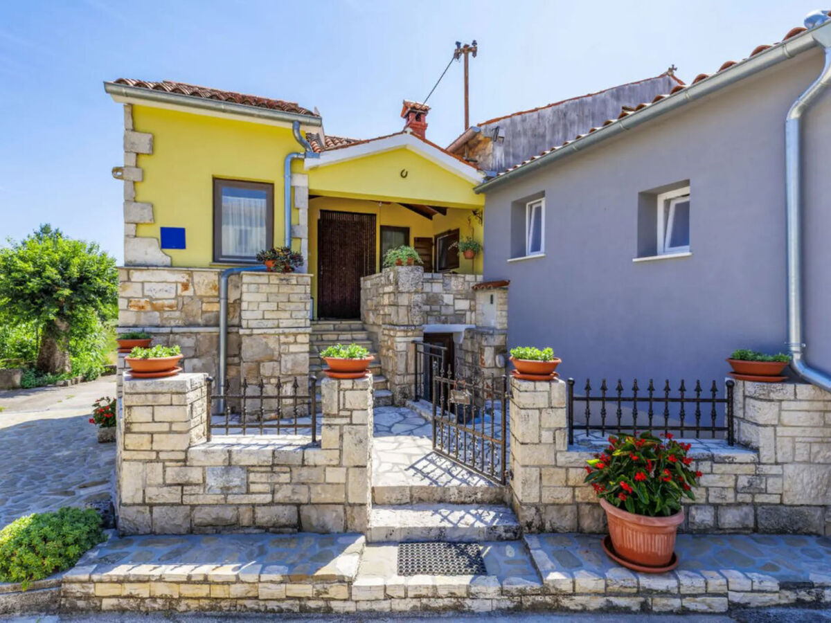 Maison Kate avec piscine privée à Pićan - Photo 17