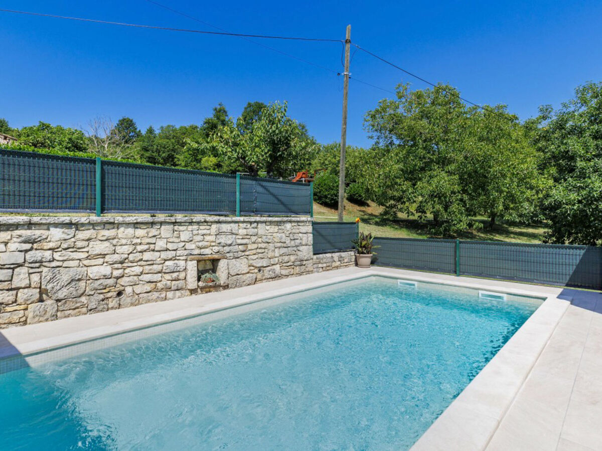 Maison Kate avec piscine privée à Pićan - Photo 21