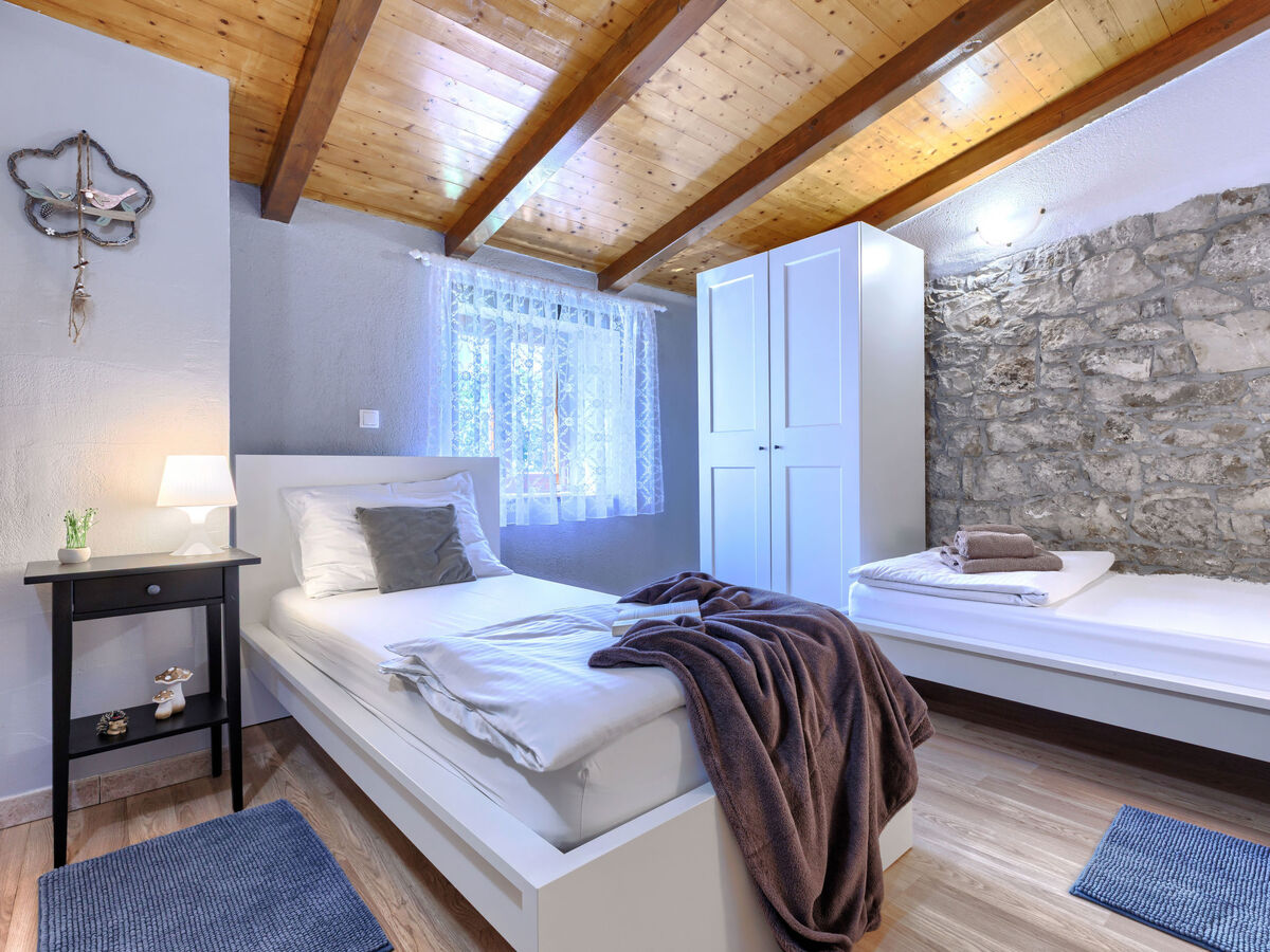Maison Kate avec piscine privée à Pićan - Photo 34