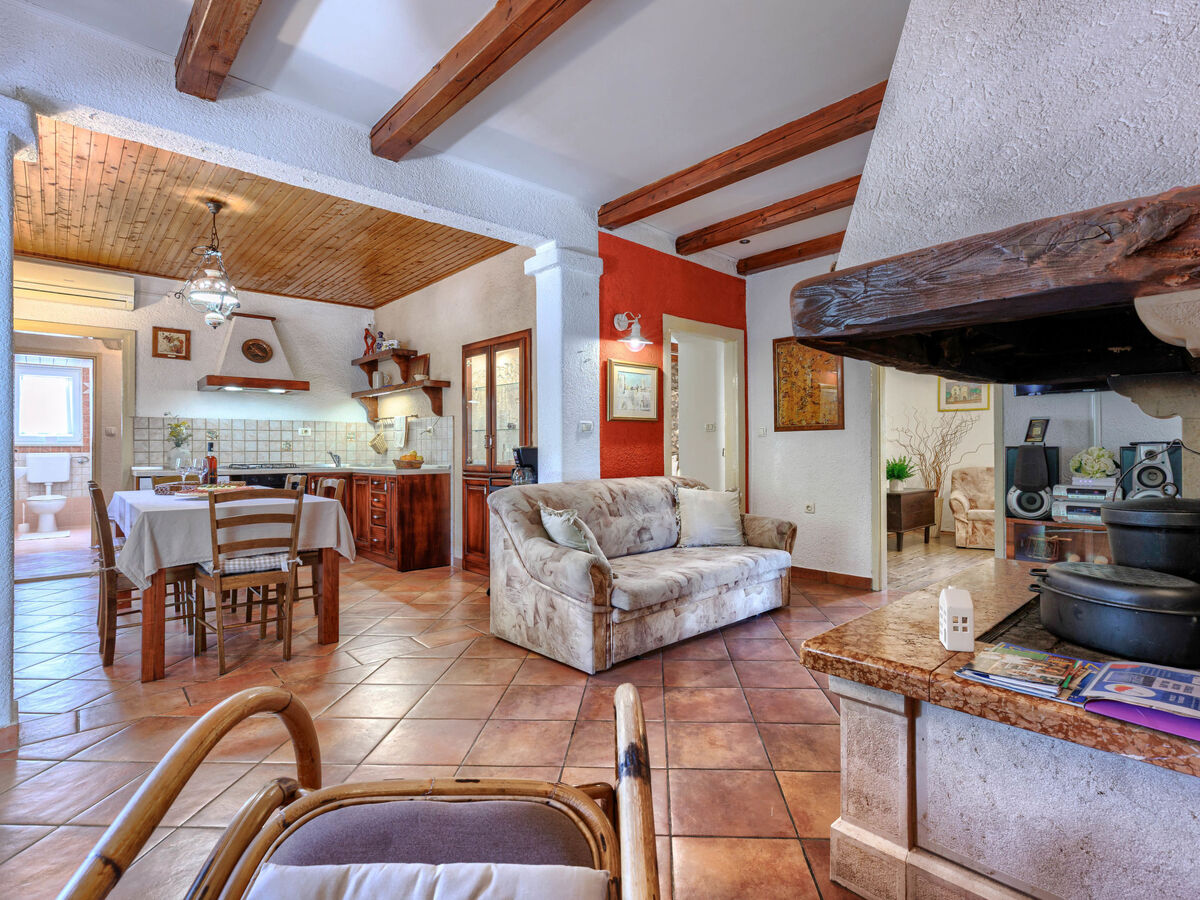 Maison Nino à Labin : piscine privée et 1,2 ha - Photo 6