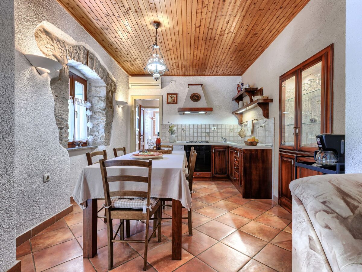 Maison Nino à Labin : piscine privée et 1,2 ha - Photo 8