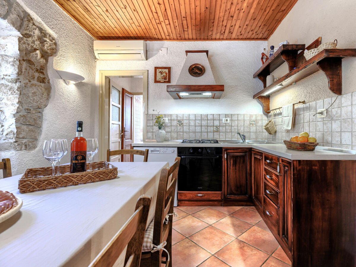 Maison Nino à Labin : piscine privée et 1,2 ha - Photo 10