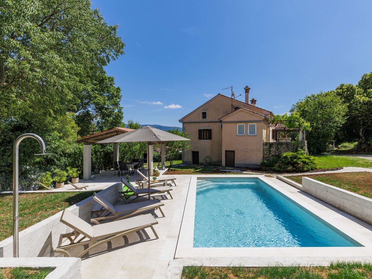Maison Nino à Labin : piscine privée et 1,2 ha - Photo 51