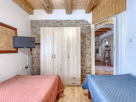 Maison Paolici à Labin : piscine privée et terrain : photo 23