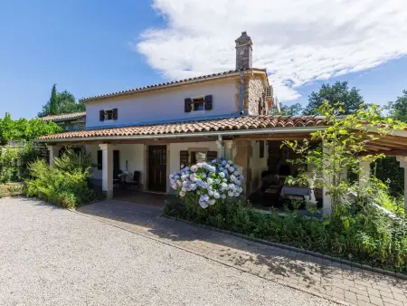 Maison Paolici à Labin : piscine privée et terrain : photo 36