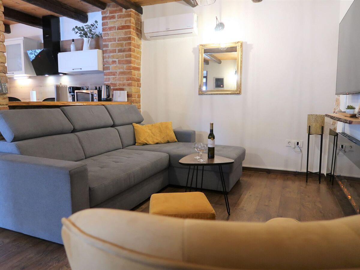 Maison Lara à Labin, terrasse couverte et terrain privé - Photo 20