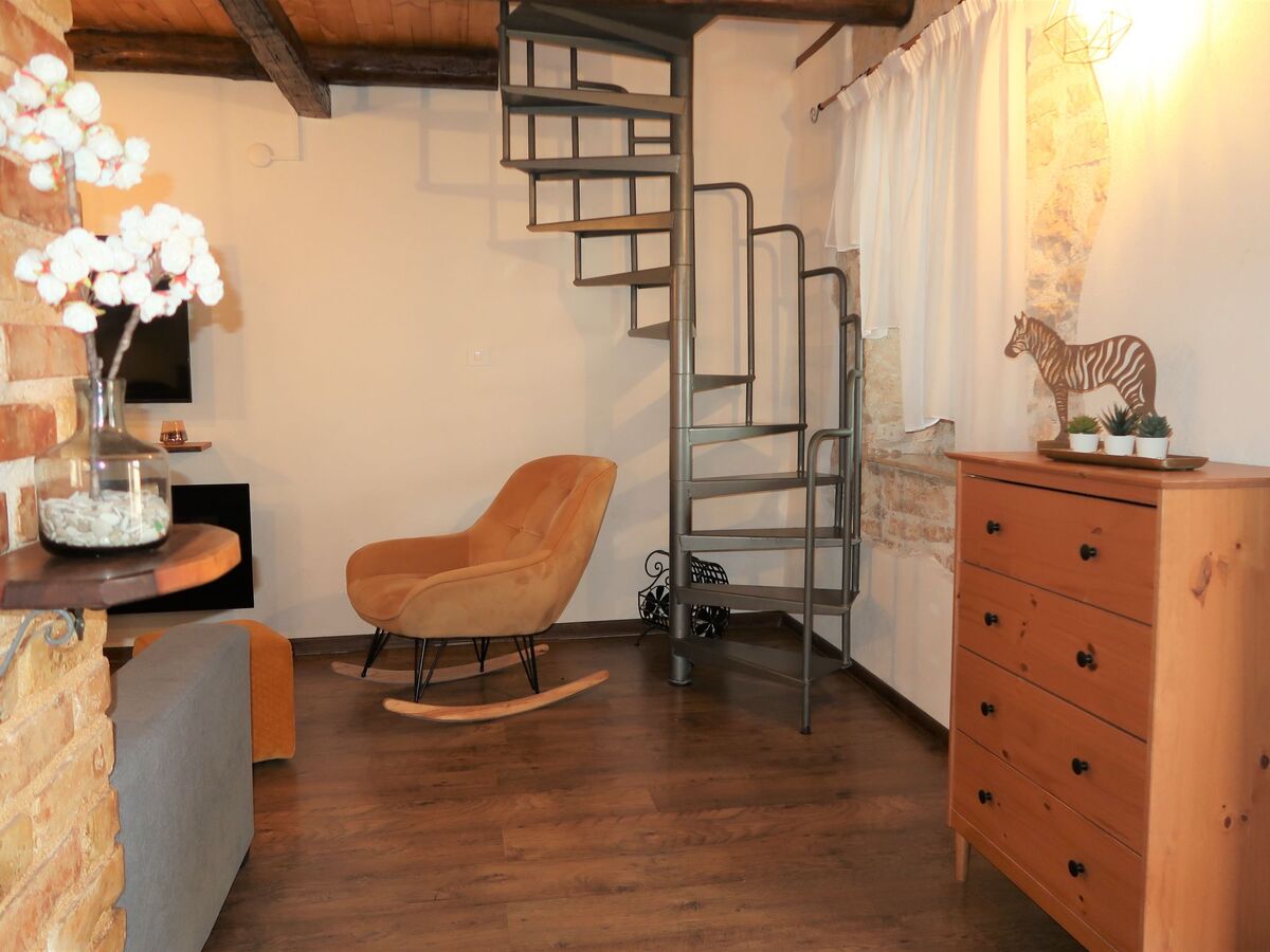 Maison Lara à Labin, terrasse couverte et terrain privé - Photo 24