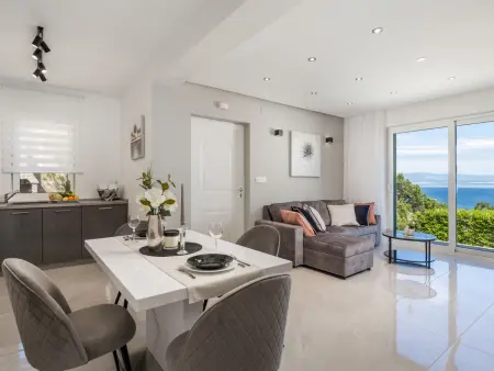 Maison Makvic à Mošćenička Draga, vue sur la mer : photo 4