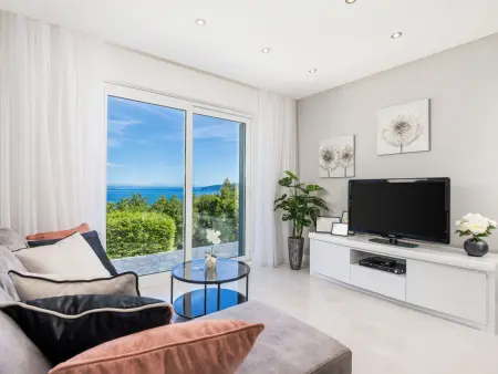 Maison Makvic à Mošćenička Draga, vue sur la mer : photo 6