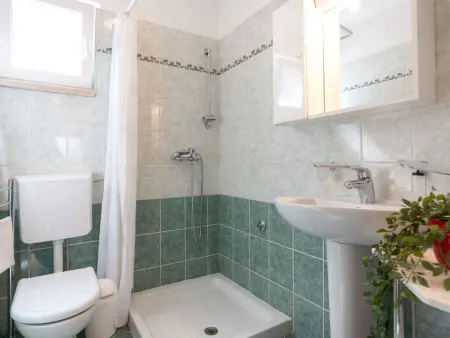 Maison Anea : 2 chambres, 600 m de la plage : photo 9