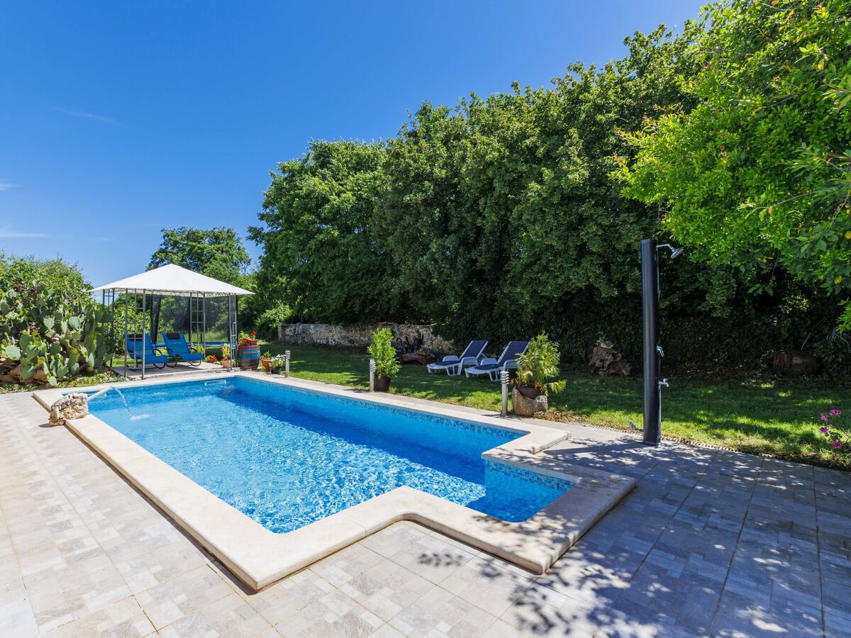 Pinezici – Maison 2 étages avec piscine près de Pula - Photo 2