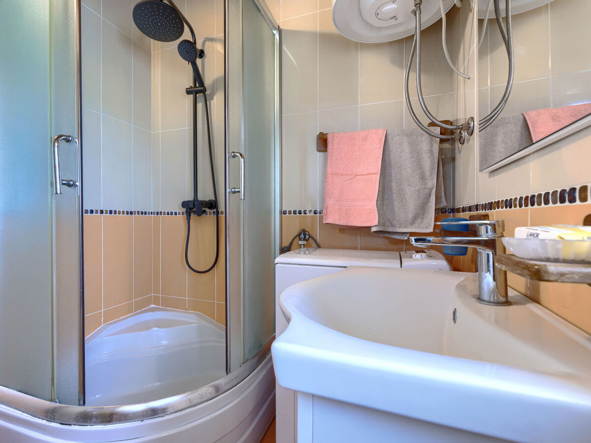 Pinezici – Maison 2 étages avec piscine près de Pula - Photo 18