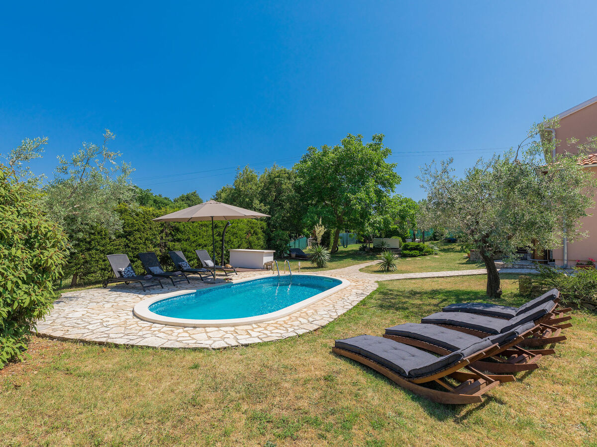 Maison Gea avec piscine privée, 10 personnes, Marčana - Photo 2