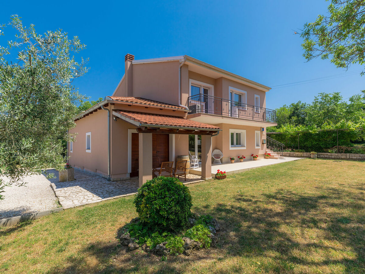 Maison Gea avec piscine privée, 10 personnes, Marčana - Photo 3