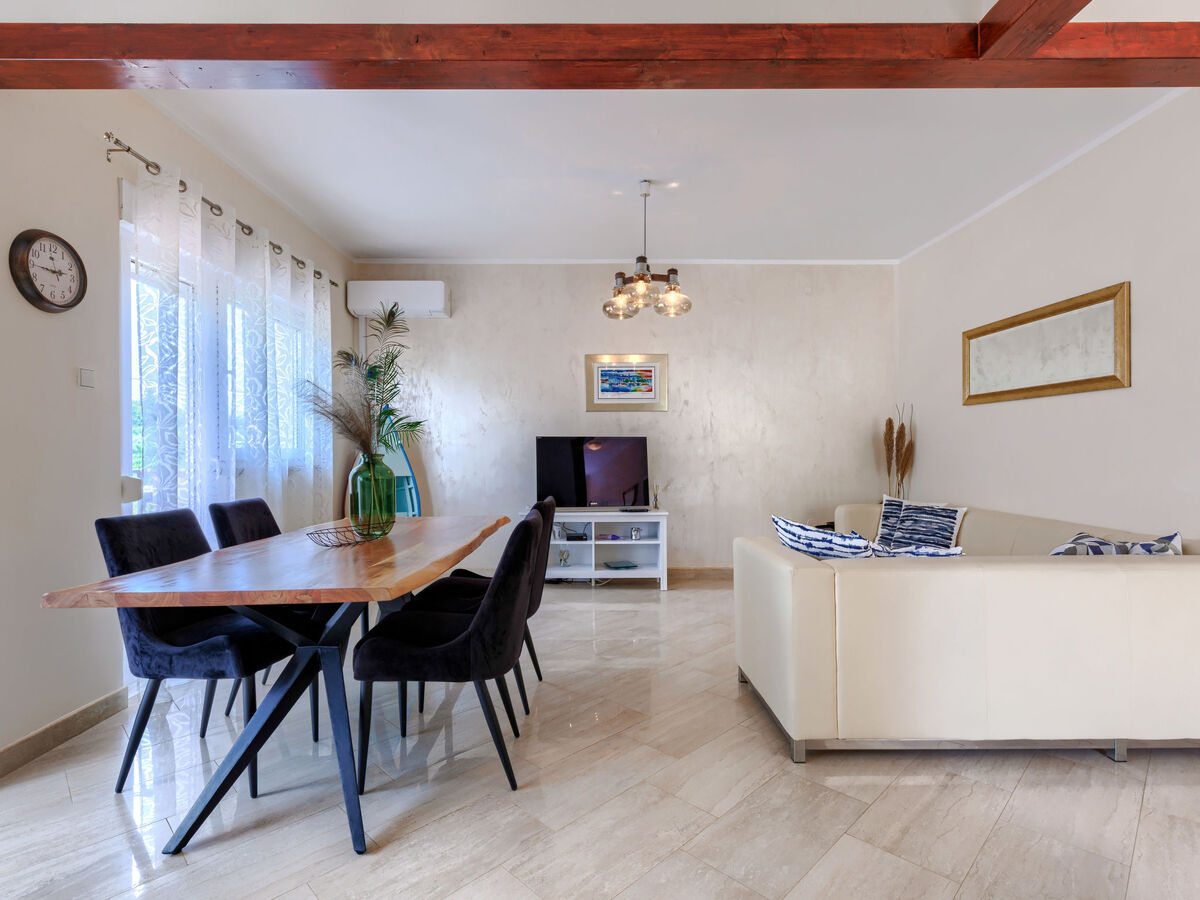 Maison Gea avec piscine privée, 10 personnes, Marčana - Photo 4