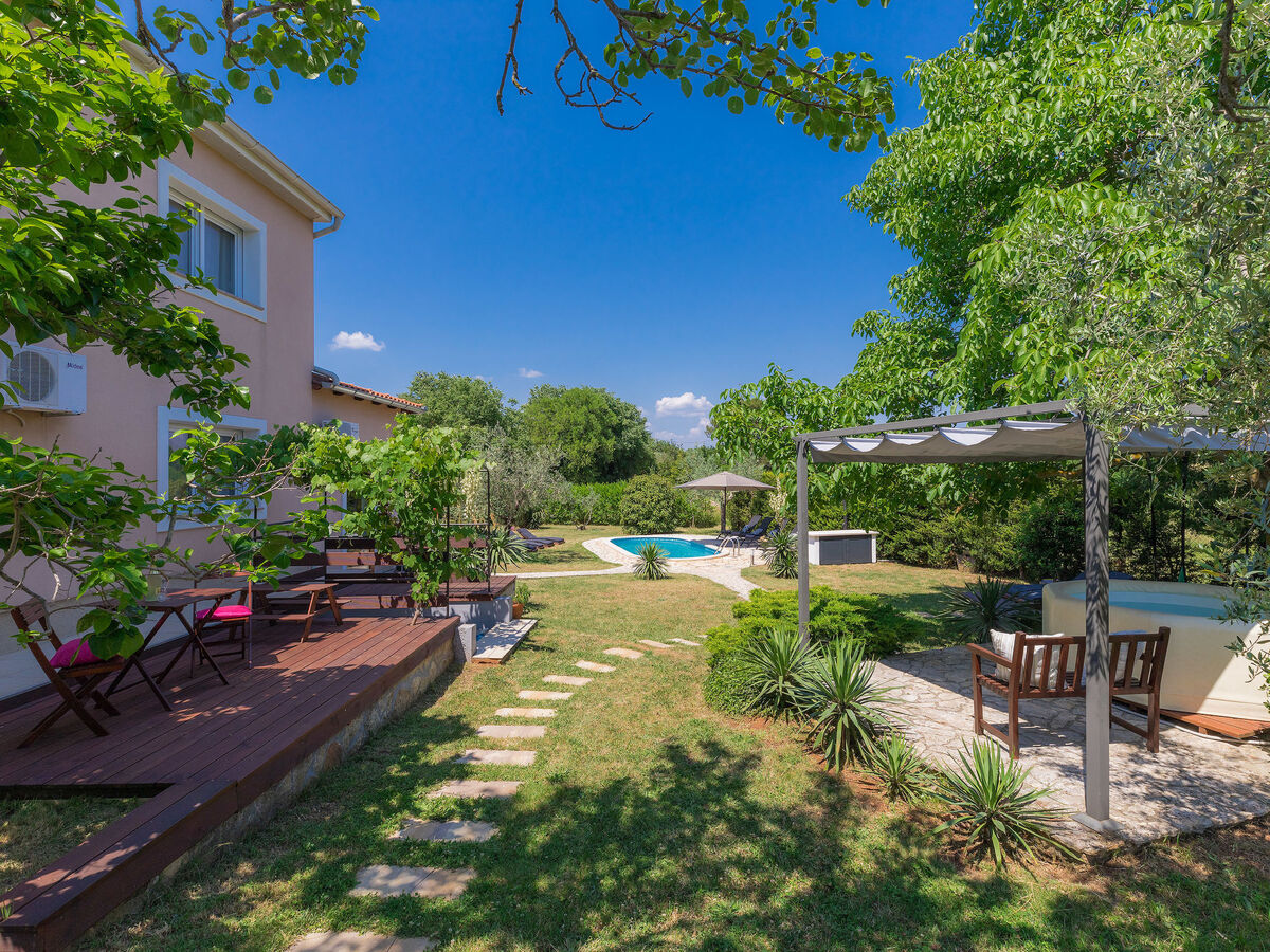 Maison Gea avec piscine privée, 10 personnes, Marčana - Photo 11