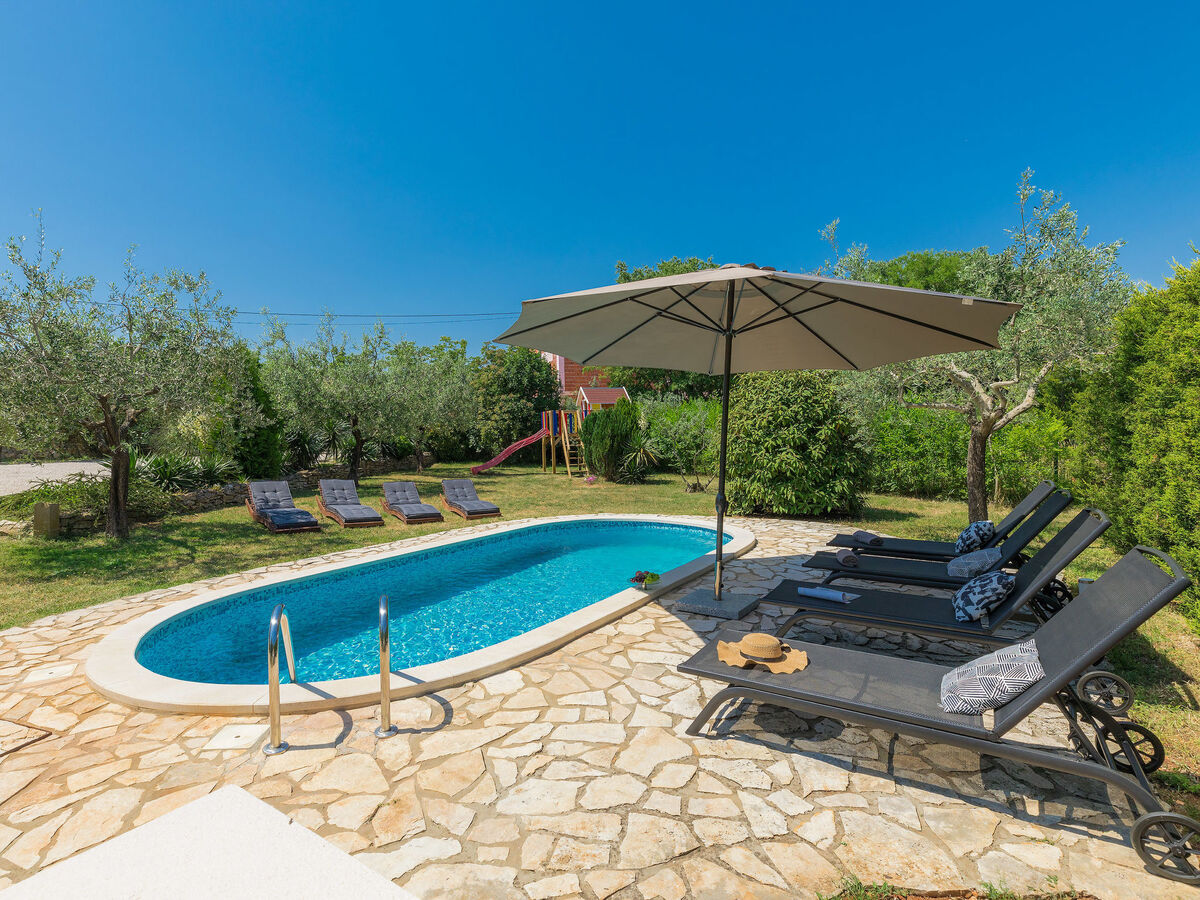 Maison Gea avec piscine privée, 10 personnes, Marčana - Photo 12