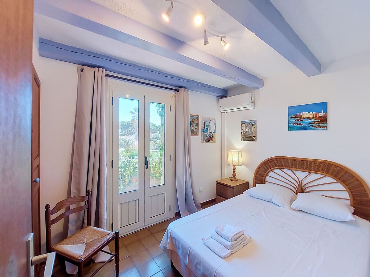 Villa Posidonie à L'Ile Rousse, 50 m de la plage - Photo 12