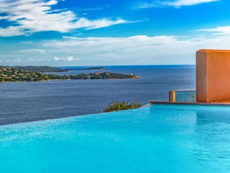 Appartement Suarella à Saint-Florent, vue mer et balcon : photo 2