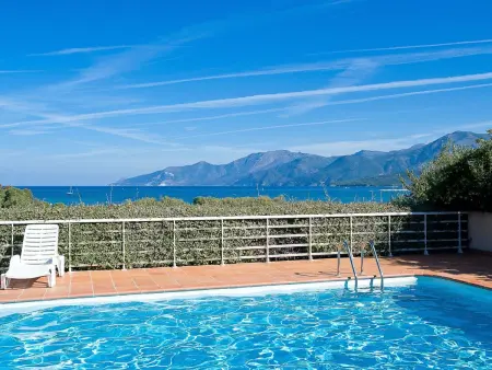Appartement Suarella à Saint-Florent, vue mer et balcon : photo 11