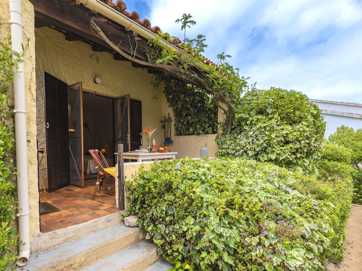 Studio La Baraka – vue mer, terrasse, à 300 m de la plage - Photo 5