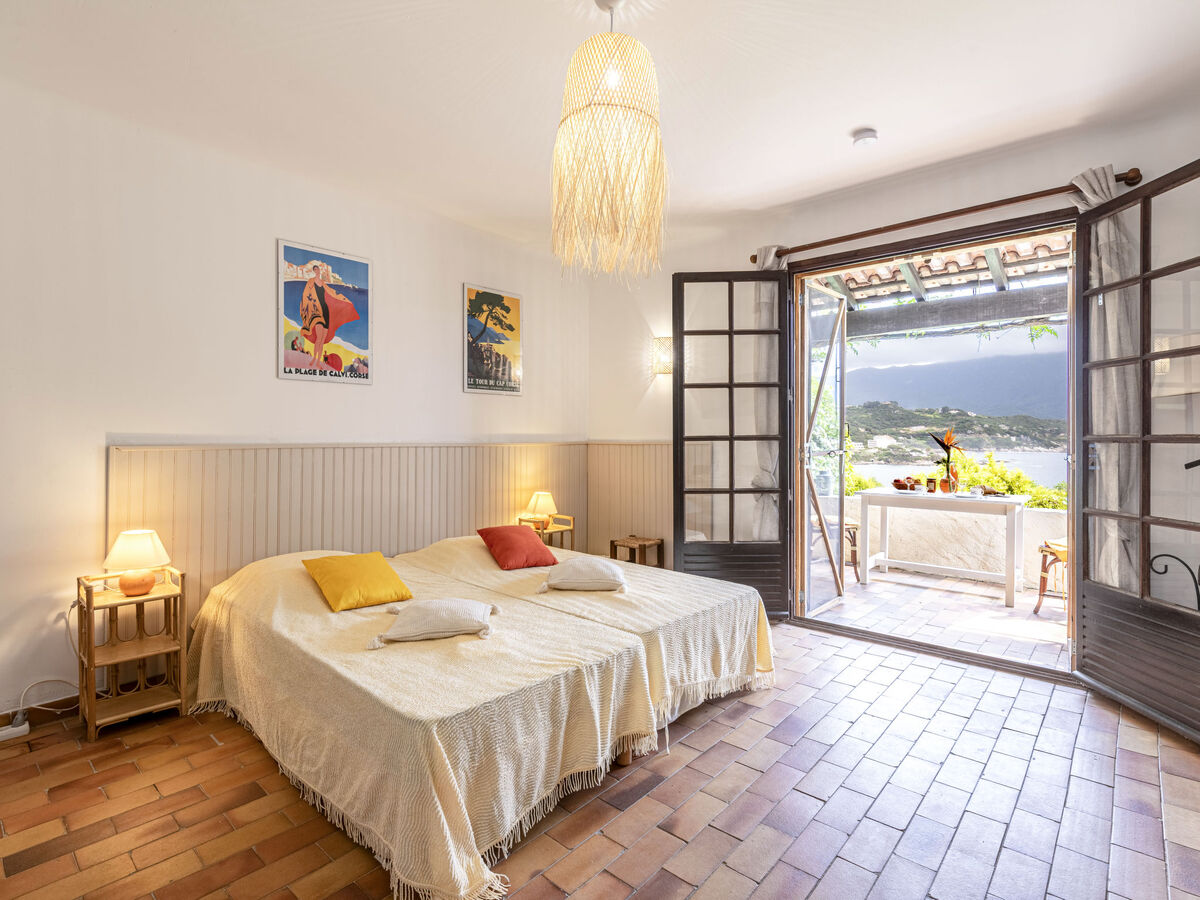 Studio La Baraka – vue mer, terrasse, à 300 m de la plage - Photo 13