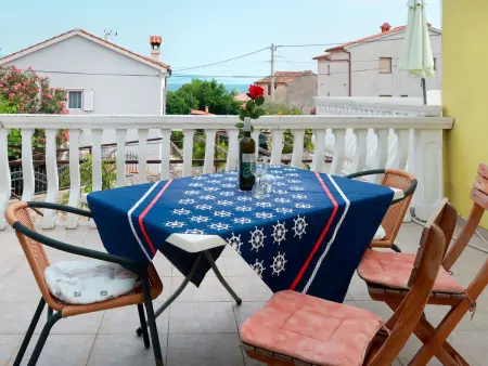 Maison jumelée Mateja à Krk, terrasses et jardin clos : photo 11