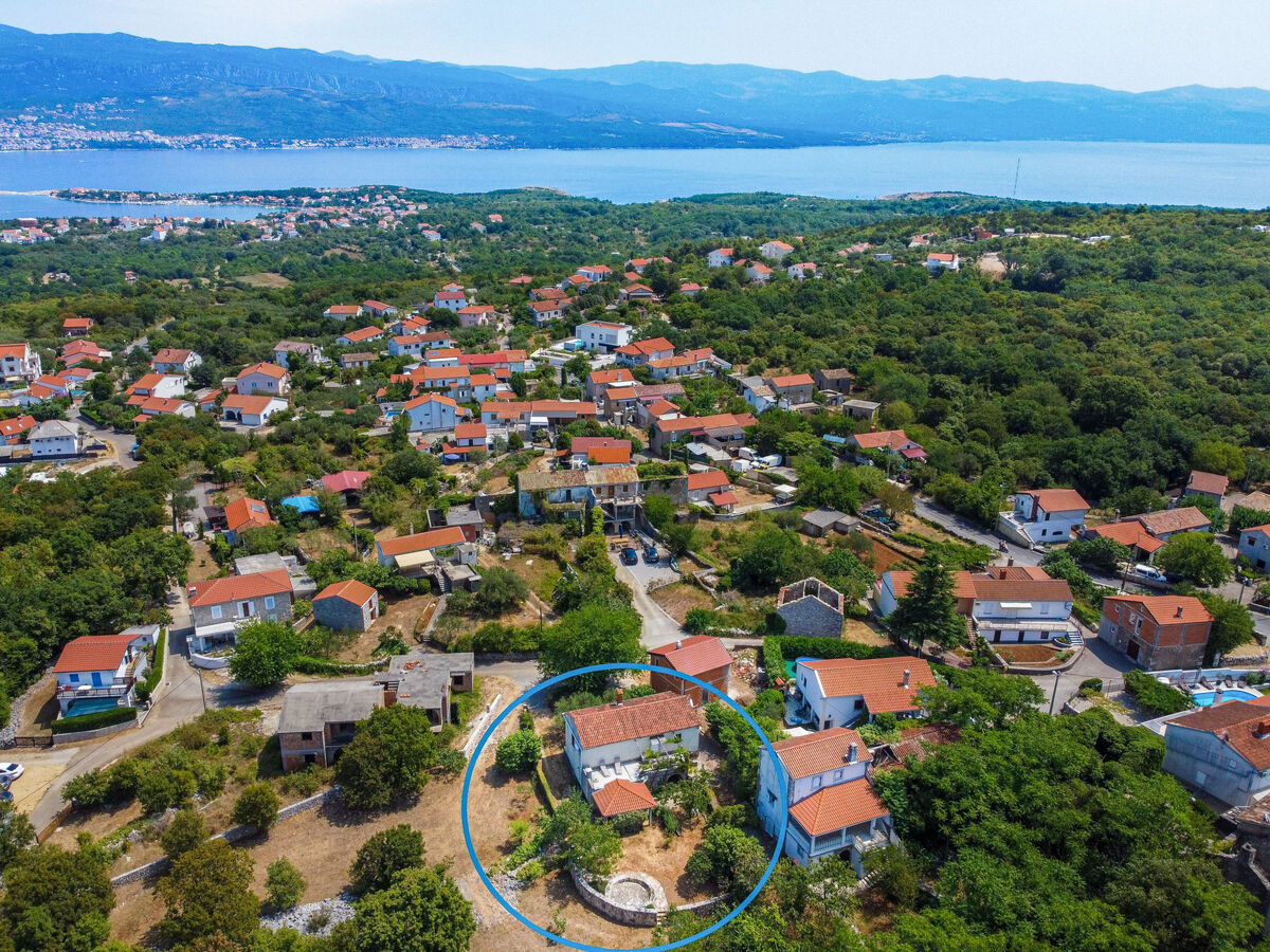 Maison Ljudevit à Krk, 2 étages, 1500 m² de terrain - Photo 2