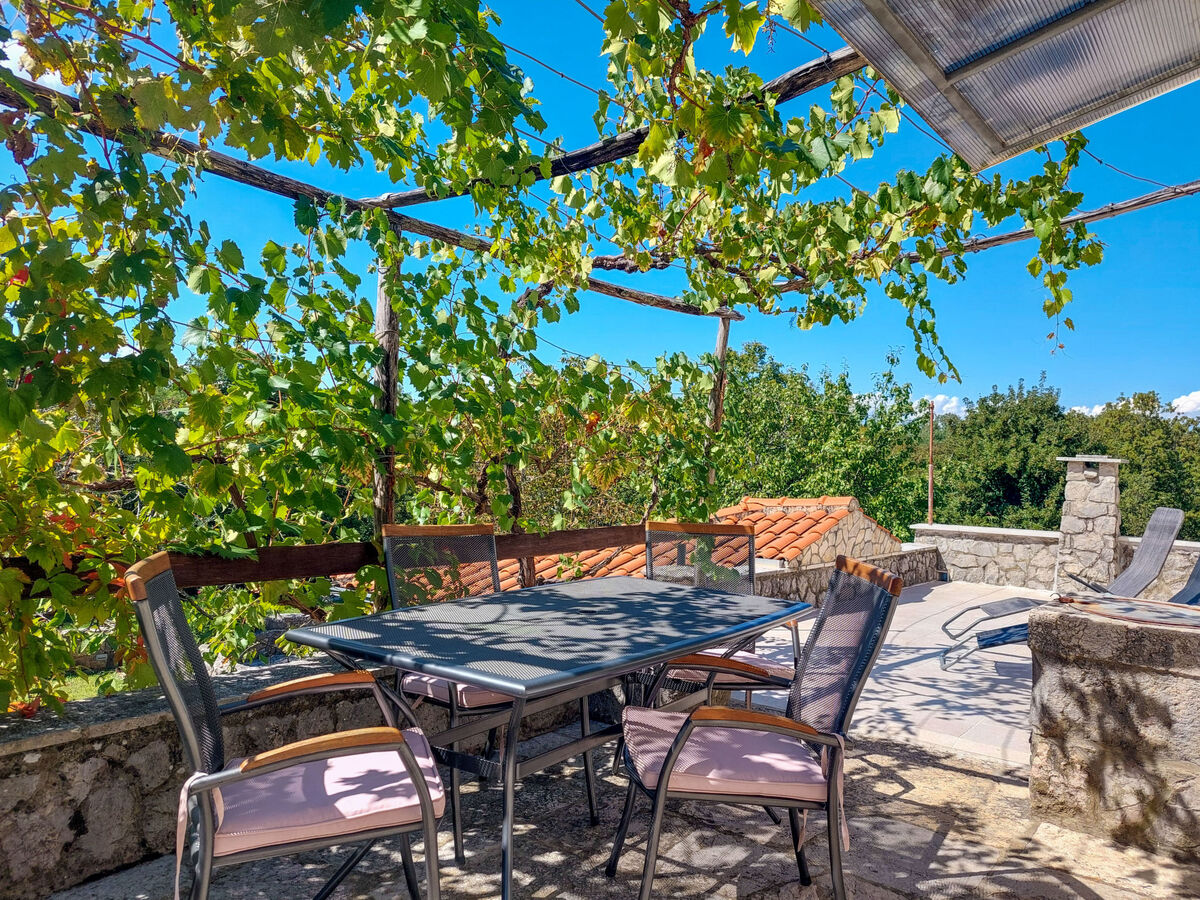 Maison Ljudevit à Krk, 2 étages, 1500 m² de terrain - Photo 3