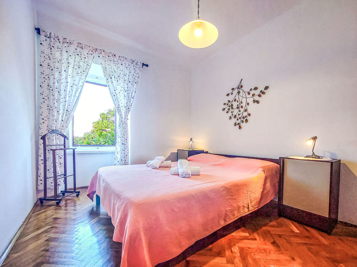 Maison Ljudevit à Krk, 2 étages, 1500 m² de terrain - Photo 4