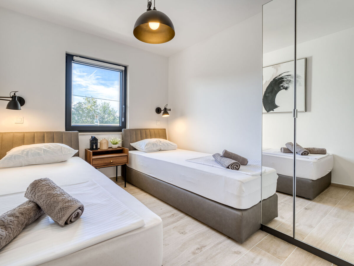 Maison Domagoj avec piscine chauffée à Malinska - Photo 30