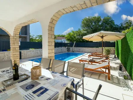 Domagoj, Maison 9 personnes à Krk Malinska - Photo 2