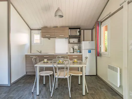 Bungalow à Argelès-sur-Mer, terrasse couverte, piscine commune : photo 7