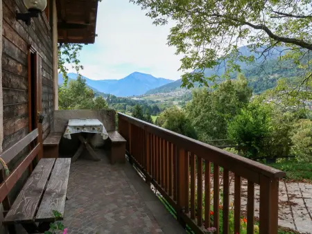 Appartement Cervo à Calceranica, 2 balcons et belle vue : photo 3