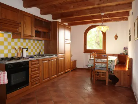 Appartement Cervo à Calceranica, 2 balcons et belle vue : photo 7