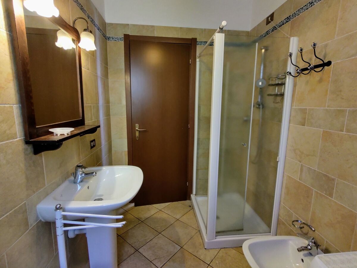 Appartement La Rocca avec piscine, lac à 800 m – Castelveccana - Photo 12