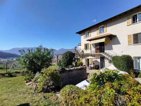 Appartement Casa Riboni à Luino, terrasse de 20 m² avec vue : photo 24