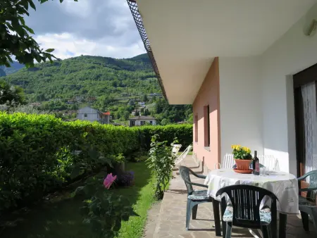 Appartement à Porlezza, jardin commun et terrasse, 5 personnes : photo 14