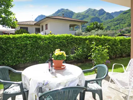 Appartement à Porlezza, jardin commun et terrasse, 5 personnes : photo 15