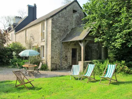 Ferme La Bedelle, Sainte-Marie-du-Mont, terrasse couverte : photo 13