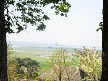 Maison rustique à Saint-Léonard, vue sur la baie et jardin : photo 22