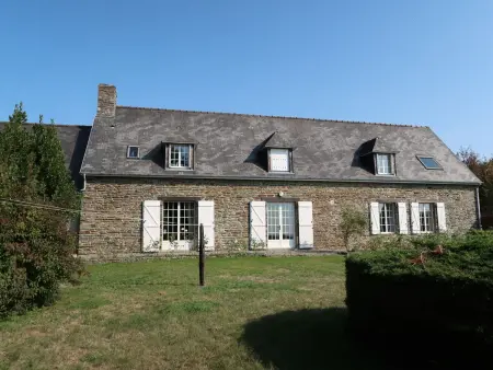 Maison rustique à Saint-Léonard, vue sur la baie et jardin : photo 25