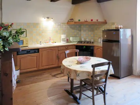 Le Mas de Serre, gîte rustique avec piscine à Mercuès : photo 6