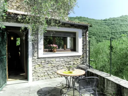 Appartement à Dolcedo avec jardin, près du lac et de la forêt : photo 3