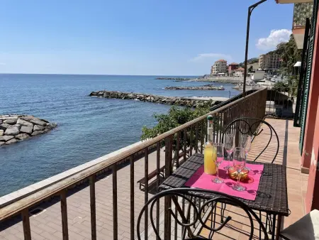 Casa del Sole - Appartement vue mer à Imperia : photo 8