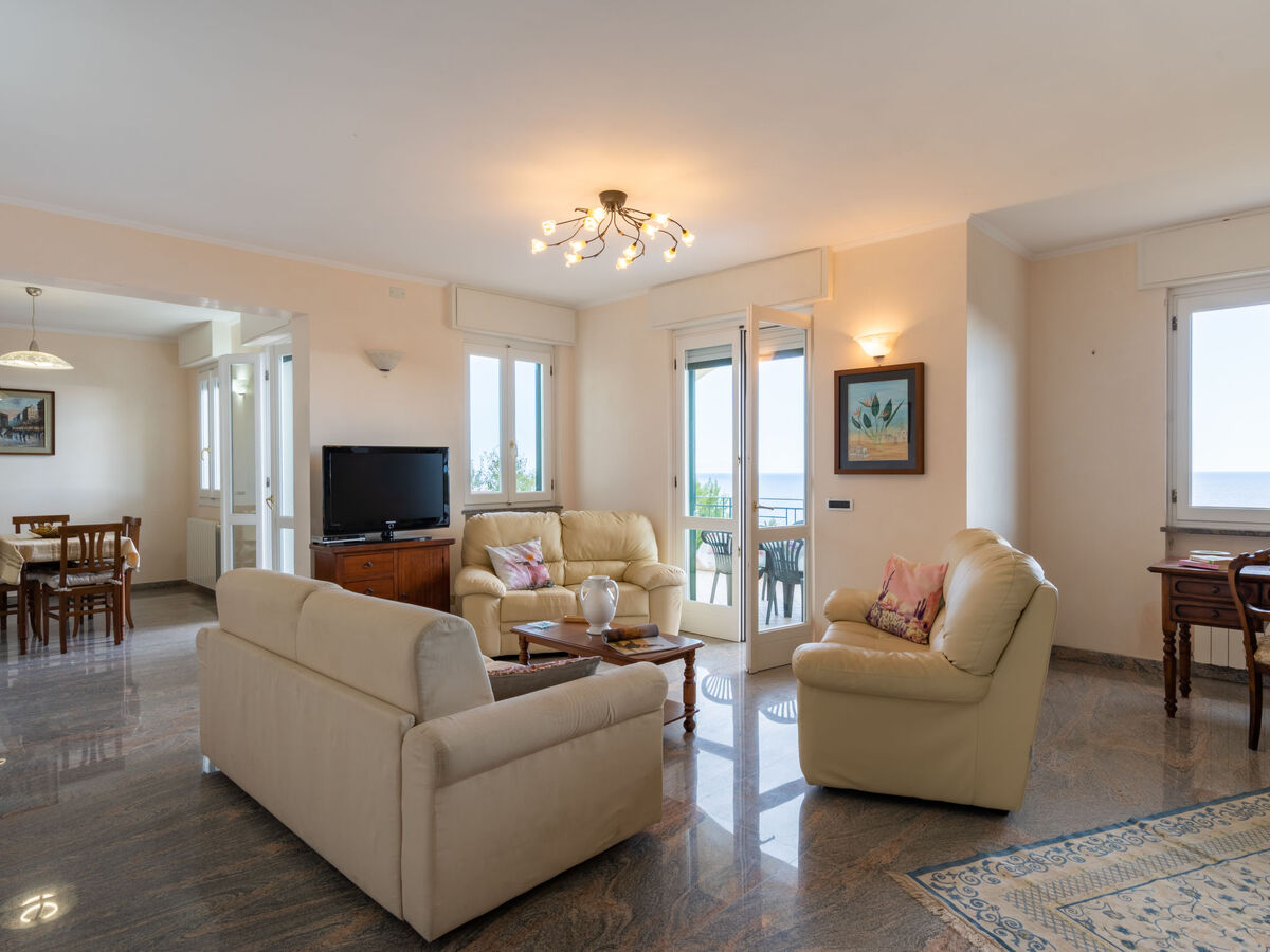 Primavera : Appartement 2 pièces vue mer à Poggi - Photo 6